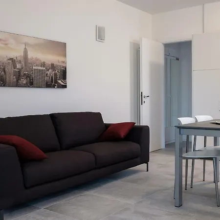 Casa Mary Due - Trilocale Con Giardino Privato A Due Passi Dal Appartement *