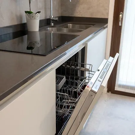 Casa Mary Due - Trilocale Con Giardino Privato A Due Passi Dal Apartment